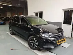 2022 Volkswagen Viloran 380TSI Premium, чёрный — фото 2