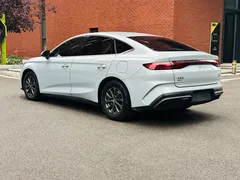 2024 BYD Qin L PHEV 80km Leading — фото 7