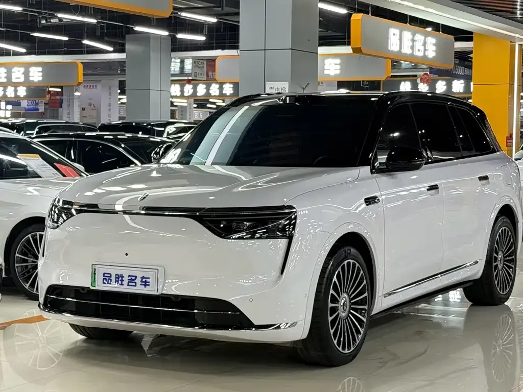 2025 Aito M8 EREV Ultra 53.4kWh 6-seat 192-line LiDAR