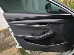 2021 Mazda 3 2.0L AT, белый — фото 7
