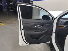 2022 Changan UNI-T 1.5T Sport Premium, белый — фото 7