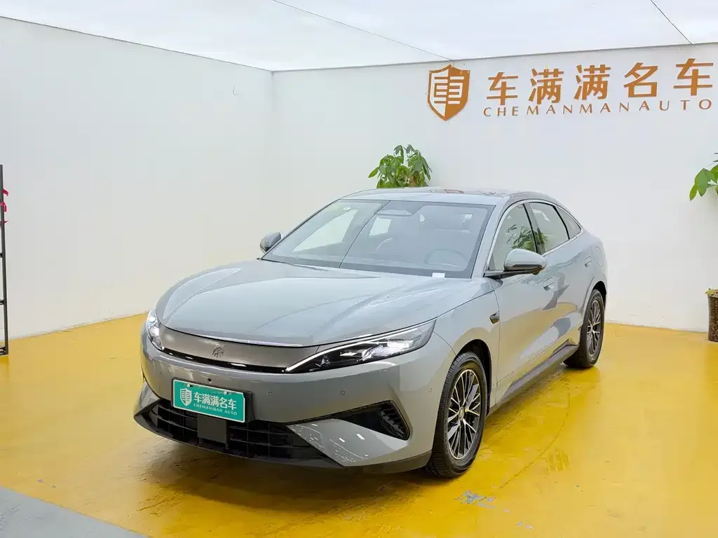 2026 BYD Qin Max DM-i PHEV 230km