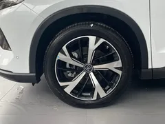 2025 BYD Song Pro 2nd Gen DM-i PHEV 115KM Smart Driving Excellence, белый — фото 4