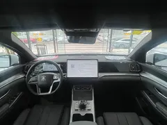 2025 BYD Song Pro 2nd Gen DM-i PHEV 115KM Smart Driving Excellence, белый — фото 12