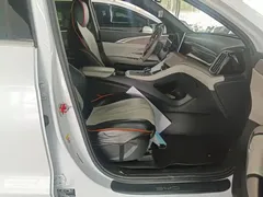 2024 BYD Song Pro Honor DM-i PHEV 71km Navigator, белый — фото 8