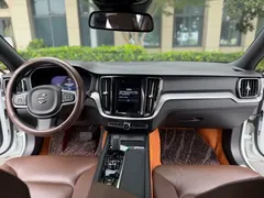 2023 Volvo S60 B4 Luxury, белый — фото 7