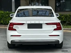 2023 Volvo S60 B4 Luxury, белый — фото 10
