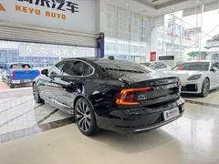 2024 Volvo S90, чёрный — фото 17