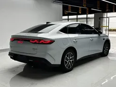 2026 BYD Qin L PHEV 128KM Leading — фото 4