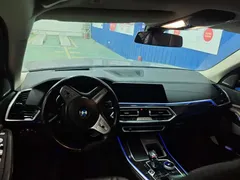 2022 BMW X5 30Li Premium M Sport Package, белый — фото 2