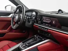 2022 Porsche 911 Carrera 4S 3.0T — фото 17