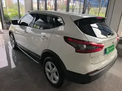 2022 Nissan Qashqai 2.0L CVT XV, белый — фото 5