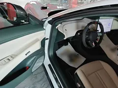 2025 Xiaomi YU7 4WD Max, белый — фото 12
