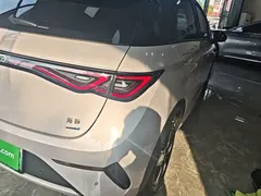 2025 BYD Dolphin Smart Driving 410km Fashion, чёрный — фото 8