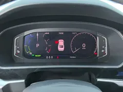 2022 Volkswagen Passat 430PHEV Luxury, чёрный — фото 14
