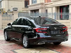 2022 Honda Accord 260TURBO Luxury, чёрный — фото 9