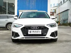 2020 Audi A4L 40 TFSI Luxury Dynamic, белый — фото 2