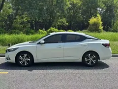 2021 Nissan Sylphy 1.6L XL CVT, белый — фото 3