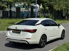2021 Nissan Sylphy 1.6L XL CVT, белый — фото 14