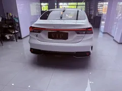 2023 Kia Cerato 1.5L CVT Luxury, белый — фото 3