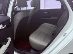 2023 Kia Cerato 1.5L CVT Luxury, белый — фото 15