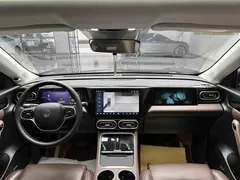 2023 Leapmotor C11 EREV 300 Comfort — фото 8