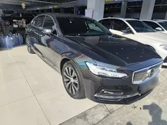 2021 Volvo S90 — фото 4