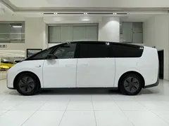 2025 Li Auto MEGA Home, белый — фото 3