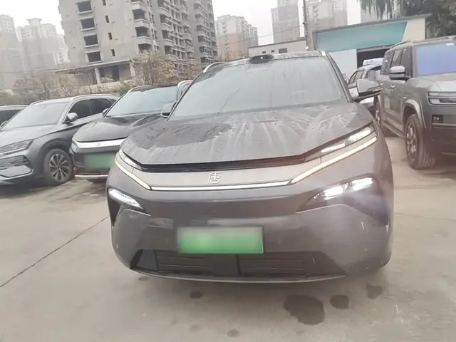 2025 BYD Tang L EV 670km LiDAR Premium