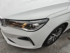2023 Geely Emgrand 4th Gen Champion 1.5L CVT Luxury, белый — фото 24