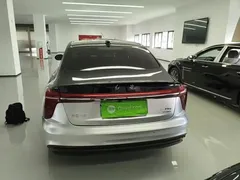 2025 Hongqi H5 PHEV 130, чёрный — фото 6