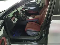 2025 Hongqi H5 PHEV 130, чёрный — фото 15