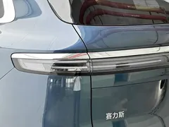 2026 Aito M7 EV Max Long Range 5-seat 192-line LiDAR, синий — фото 15