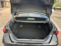 2019 Toyota Avalon Hybrid 2.5L XLE Premium, чёрный — фото 20