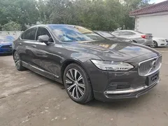 2021 Volvo S90 T8 PHEV Luxury — фото 4