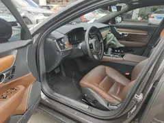 2021 Volvo S90 T8 PHEV Luxury — фото 16