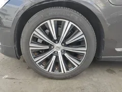 2021 Volvo S90 T8 PHEV Luxury — фото 23