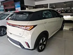 2025 BYD Dolphin 420km Freedom, белый — фото 7