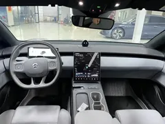 2024 Nio ET5T 75kWh Touring — фото 12