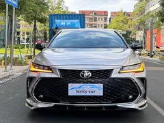 2022 Toyota Avalon 2.5L Luxury — фото 2