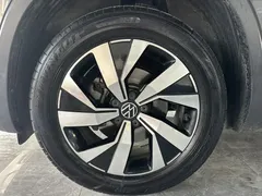 2022 Volkswagen Tayron 280TSI 2WD Luxury, белый — фото 14