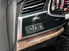 2021 Audi Q7 55 TFSI quattro S line Sport, чёрный — фото 7