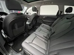 2021 Audi Q7 55 TFSI quattro S line Sport, чёрный — фото 14