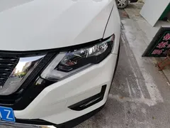 2020 Nissan X-Trail 2.0L XL ITS CVT 2WD Smart Connect Comfort, белый — фото 5