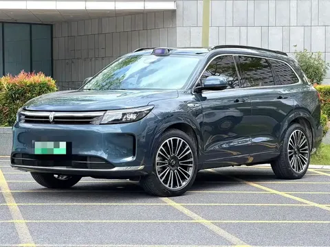 2024 Aito M7 1.5T Smart Driving 4WD Ultra 5-seat