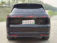2026 Aito M7 EREV Ultra 4WD 5-seat 192-line Lidar, чёрный — фото 18