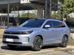 2024 Aito M7 1.5T 4WD Max 6-seat, синий — фото 9
