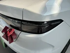 2025 BYD Seal 05 PHEV DM-i Smart Drive 55km Luxury, белый — фото 8