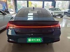 2021 Hyundai Elantra 240TGDi DCT LUX Premium, синий — фото 6