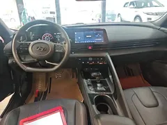 2021 Hyundai Elantra 240TGDi DCT LUX Premium, синий — фото 10